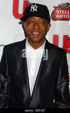 RUSSELL SIMMONS OSPITARE LA SUA PRIMA CELEBRITÀ POST GRAMMY partito svoltasi a RUSSELL SIMONS residenza privata in BEVERLY HILLS CALIFORNIA 02-08-2009.Foto di PHIL ROACH-IPOL globo foto, INC. Â© 2009.I14119PR.Ho14119PR (credito Immagine: © Phil Roach/Globe foto/ZUMAPRESS.com) Foto Stock