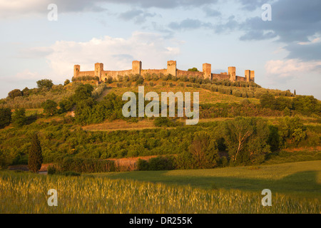 Vista di Monteriggioni, in provincia di Siena, Toscana, Italia, Europa Foto Stock