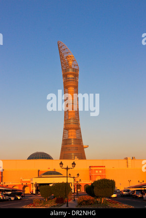 La torcia, attualmente il più alto edificio a Doha, in Qatar Foto Stock