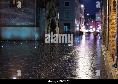 La gente di ombre in Kobmagergade street su dicembre 31, 2013 a Copenaghen. Foto Stock