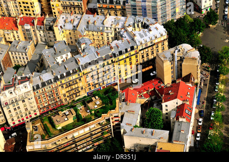 Un punto di vista di Ariel del edificio di appartamenti in Parigi come visto dalla torre di Montparnasse. Foto Stock