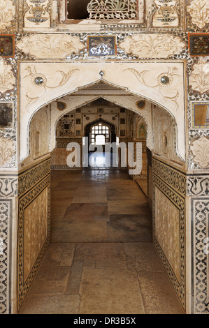 Sheesh Mahal, il Palazzo degli specchi dell'Amber Fort Jaipur, Rajasthan, India Foto Stock