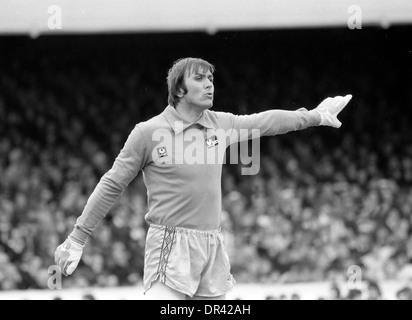 Jimmy Rimmer portiere ARSENAL V Aston Villa di Highbury 1981 Foto Stock