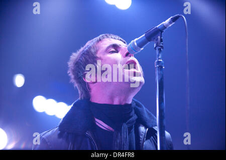 Dic 15, 2008 - Londra, Ontario, Canada - cantante Liam Gallagher degli Oasis esegue durante uno spettacolo al John Labatt Centre di Londra. (Credito Immagine: © Oliver giorno/Southcreek EMI/ZUMA Press) Foto Stock