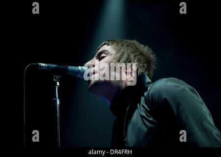 Dic 15, 2008 - Londra, Ontario, Canada - cantante Liam Gallagher degli Oasis esegue durante uno spettacolo al John Labatt Centre di Londra. (Credito Immagine: © Oliver giorno/Southcreek EMI/ZUMA Press) Foto Stock