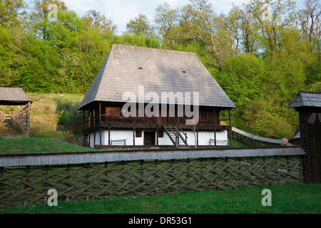 Casa a Astra open-air Museum, Sibiu (Hermannstadt), Transilvania, Romania, Europa Foto Stock