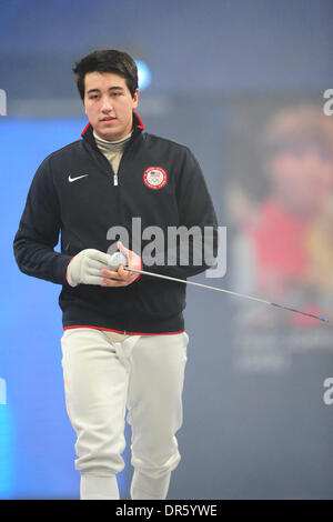 Parigi, Francia. 18 gennaio, 2014. Scherma internazionale Champioinships per gli uomini. Gerek Meinhardt (Usa) semi-finale Credito: Azione Sport Plus/Alamy Live News Foto Stock