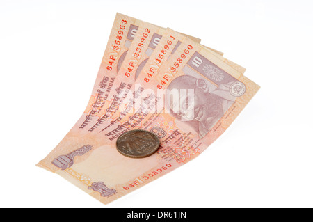 Una decina di rupie note e una rupee coin ,valuta indiana Foto Stock