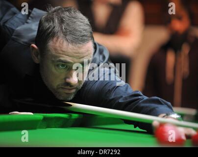 Stephen Hendry, Ex World Snooker Champion giocando una partita di dimostrazione, REGNO UNITO Foto Stock