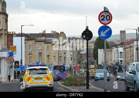 Bristol, Regno Unito. Il 21 gennaio 2014. 20mph limiti di velocità che sono esecutiva è entrata in vigore questa mattina nella città di Bristol. Credito: Robert Timoney/Alamy Live News Foto Stock