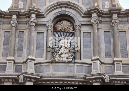 Dettaglio della cattedrale barocca di Santa Agata , Catania, Italia Foto Stock