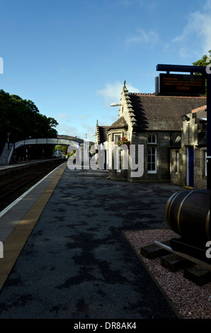 La stazione ferroviaria a Pitlochry in Scozia, sulla linea da Edimburgo a Inverness. Foto Stock