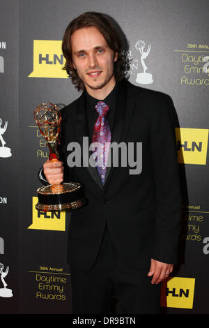 Jonathan Jackson 39ore diurne Emmy Awards - Press Room Beverly Hills, la California - 23.06.12 Foto Stock