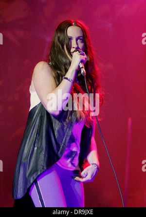 Alanis Morissette performing live a Manchester O2 Apollo Manchester, Inghilterra - 26.06.12 Foto Stock