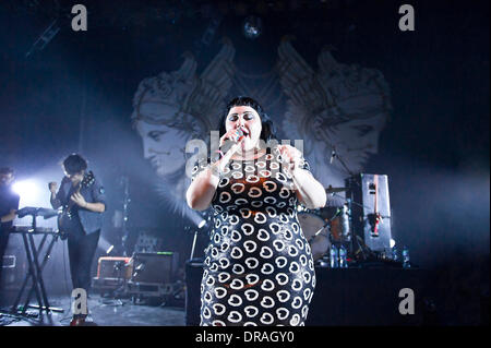 Beth Ditto di gossip suonare dal vivo presso il Shepherds Bush Empire di Londra - Inghilterra - 05.07.12 Foto Stock