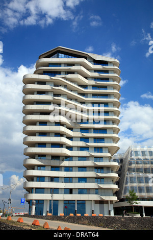 Marco Polo Tower, Hafencity di Amburgo, Germania, Europa Foto Stock