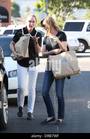 Ellen Pompeo shopping su Beverly Boulevard Los Angeles, california - 06.07.12 Foto Stock