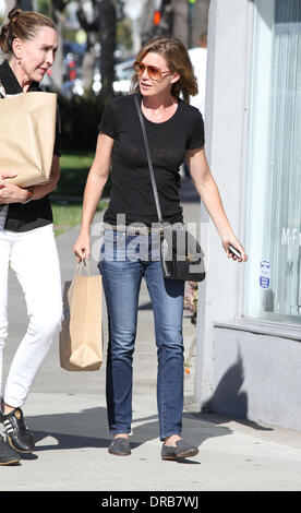 Ellen Pompeo shopping su Beverly Boulevard Los Angeles, california - 06.07.12 Foto Stock