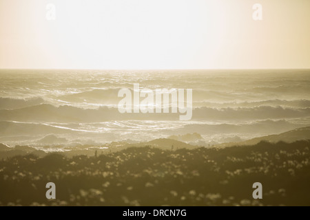 Vista panoramica delle onde dell'oceano Foto Stock