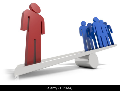 Sull uomo dalla pesatura di tutti gli altri isolati su sfondo bianco Foto Stock