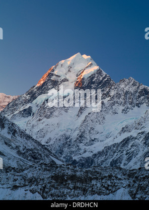 Aoraki al tramonto; Aoraki/Mt. Cook National Park, Nuova Zelanda Foto Stock