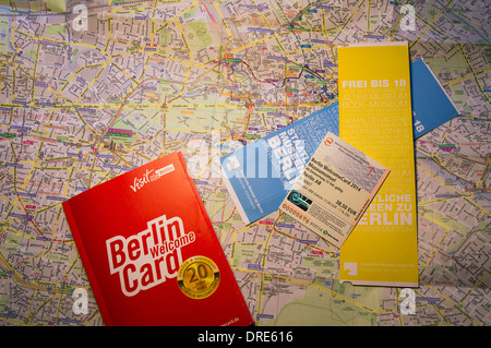 Berlin, Berlin Welcome Card WelcomeCard, mappa, biglietto, voucher di sconto Foto Stock