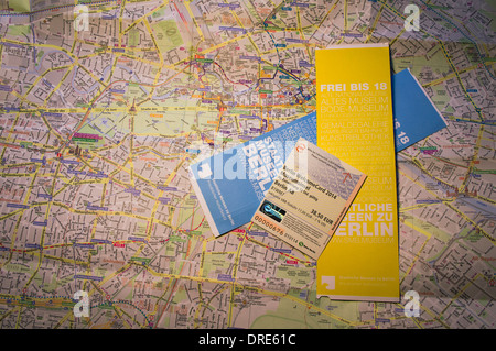 Berlin, Berlin Welcome Card WelcomeCard, mappa, biglietto, voucher di sconto Foto Stock