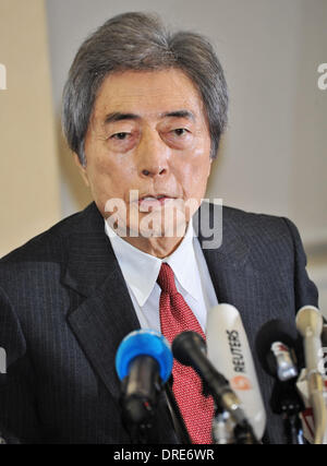 Tokyo, Giappone. Il 22 gennaio, 2014. Il Giappone ex Primo Ministro Morihiro Hosokawa assiste ad una conferenza stampa a Tokyo in Giappone, il 22 gennaio 2014. Credito: AFLO/Alamy Live News Foto Stock