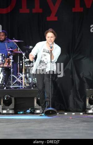 Olly Murs Acess tutti Eirias tenutosi presso la Eirias Stadium - Prestazioni di Colwyn Bay, Galles - 28.07.12 Foto Stock