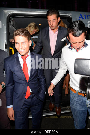 Joey Essex presso la sua festa di compleanno di Buddha Funky con James Argent aka Arg Londra Inghilterra - 31.07.12 Foto Stock