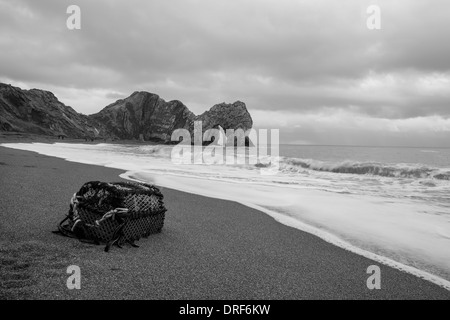 La pietra calcarea naturale arco di Durdle porta sul Jurassic Coast nelle vicinanze Lulworth in Dorset, Inghilterra. Foto Stock