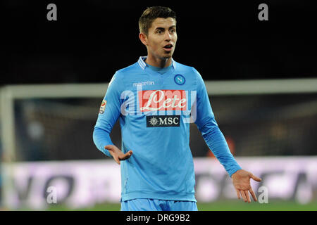 Napoli, Italia. 25 gennaio, 2014. Jorginho di SSC Napoli in azione durante il Calcio : Italiano di serie a una partita tra SSC Napoli e AC Chievo Verona allo Stadio San Paolo di Napoli, Italia, il 25 gennaio 2014. Credito: Franco Romano/NurPhoto/ZUMAPRESS.com/Alamy Live News Foto Stock