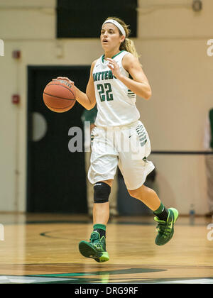 - DeLand, FL, U . 25 gennaio, 2014. S: Stetson Hatters guard Jama Sharp (22) durante la seconda metà delle donne di pallacanestro del NCAA di azione di gioco tra Jacksonville i delfini e la Stetson Hatters. Stetson sconfitto Jacksonville 84-67 presso il centro di Edmund in DeLand, Fl. © csm/Alamy Live News Foto Stock
