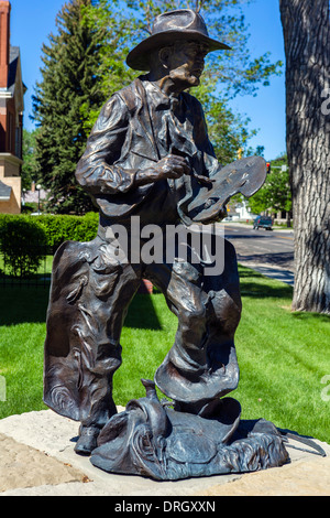 Jerry Palen la scultura del cowboy artista William 'Bill' Gollings vicino al Wyoming State Capitol, Cheyenne, Wyoming USA Foto Stock