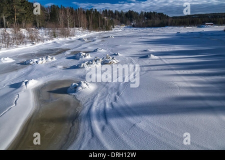 Ume river (svedese: Ume älv o Umeälven) Umeå , Svezia Foto Stock