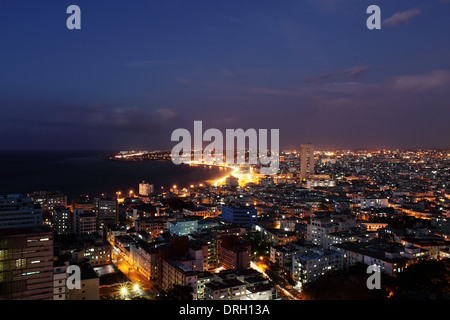 Un panorama di Havana, Cuba foto: pixstory / Alamy Foto Stock