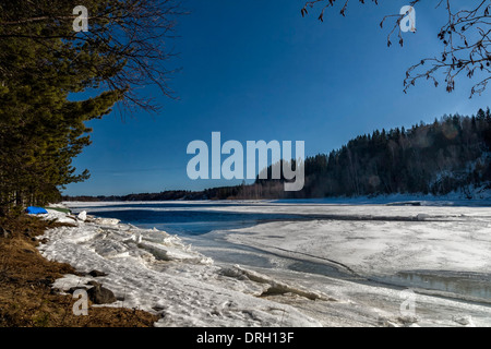 Ume river (svedese: Ume älv o Umeälven) Umeå , Svezia Foto Stock