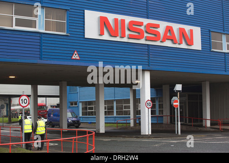 Produzione di Nissan-interno del costruttore di automobili, Sunderland impianto, l'Inghilterra del Nord, Regno Unito Foto Stock