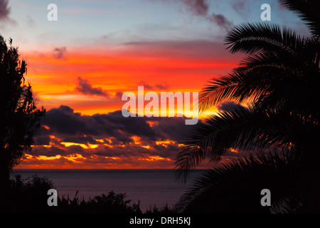 Sunset overMosteiros, isola Sao Miguel nelle Azzorre Foto Stock