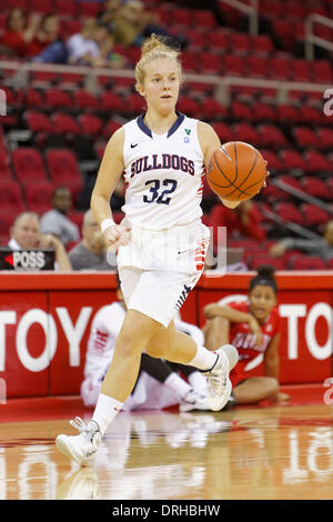 Fresno, CS, STATI UNITI D'AMERICA. 25 gennaio, 2014. Gennaio 25, 2014 Fresno, CA - Fresno membro guard Natascha Hartvich nel gioco tra la University of Nevada Las Vegas Runnin' ribelli e il Raschino di Fresno membro Bulldogs a Save Mart Center Fresno, in CA. Fresno membro ha vinto il gioco 70 a 52. © csm/Alamy Live News Foto Stock