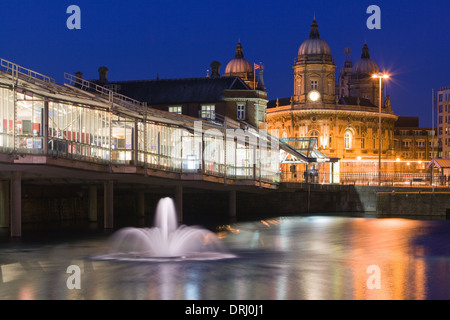 Princes Quay e il Museo Marittimo, Hull (Kingston-upon-scafo), East Yorkshire, Regno Unito. Gennaio 2014. Foto Stock