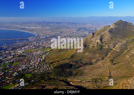 Aspetto della mesa a Capetown in serata, Western Cape, West Cape, Sud Africa, Africa, Blick vom Tafelberg auf Kapstadt am Foto Stock