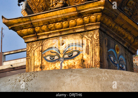 Gli occhi del Nepal al Swayambunath Stupa di Kathmandu Foto Stock