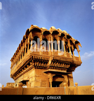 Salim Singh Ki Haveli in Jaisalmer in Rajasthan in India in Asia del Sud. Edificio di architettura edifici di stile arte Rajput Travel evasione Wanderlust Foto Stock