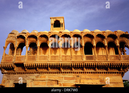 Salim Singh Ki Haveli in Jaisalmer in Rajasthan in India in Asia del Sud. Edificio di architettura edifici di stile arte Rajput Travel evasione Wanderlust Foto Stock