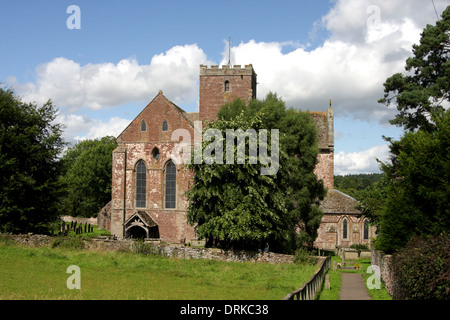 Vista esterna del Abbey Dore, Golden Valley, Herefordshire, England, Regno Unito Foto Stock