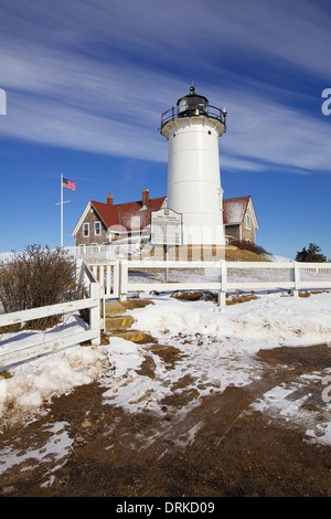 Affacciato al Vigneto di Martha ed Nonamessett Isola, Nobska luce o luce Nobsque si trova nel foro di legni, Massachusetts Foto Stock