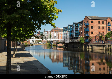 Sviluppo di alloggiamento a Albany Wharf, Fiume Aire al chiamate, Leeds, Inghilterra Foto Stock