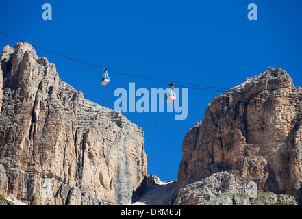 L'Italia, Trentino, Belluno, funivia al Sass Pordoi Foto Stock