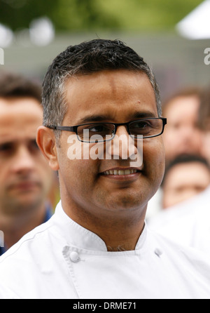 Base a Londra chef e proprietario del ristorante Benares in Mayfair fornitura ATUL Kochhar Foto Stock